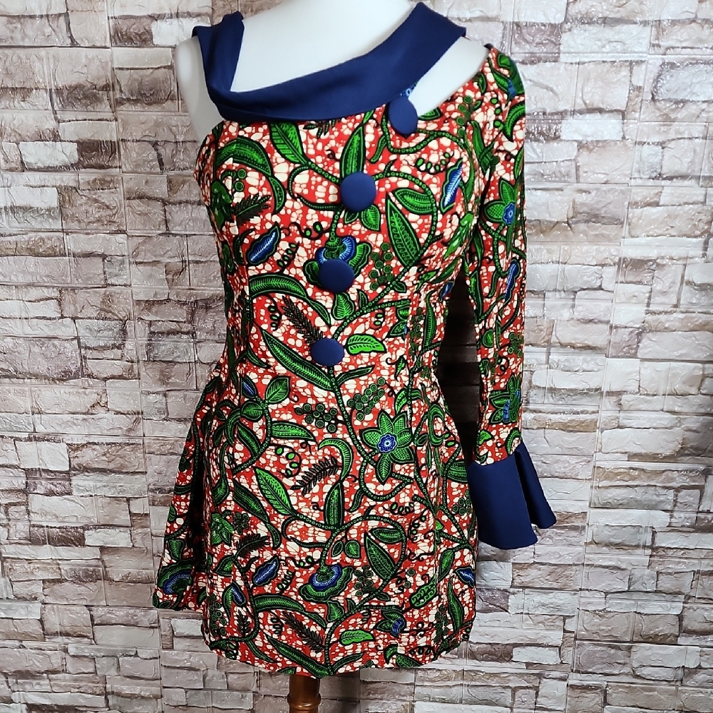 PC Pejbak Stylish Multicolor Dress with Navy Accents